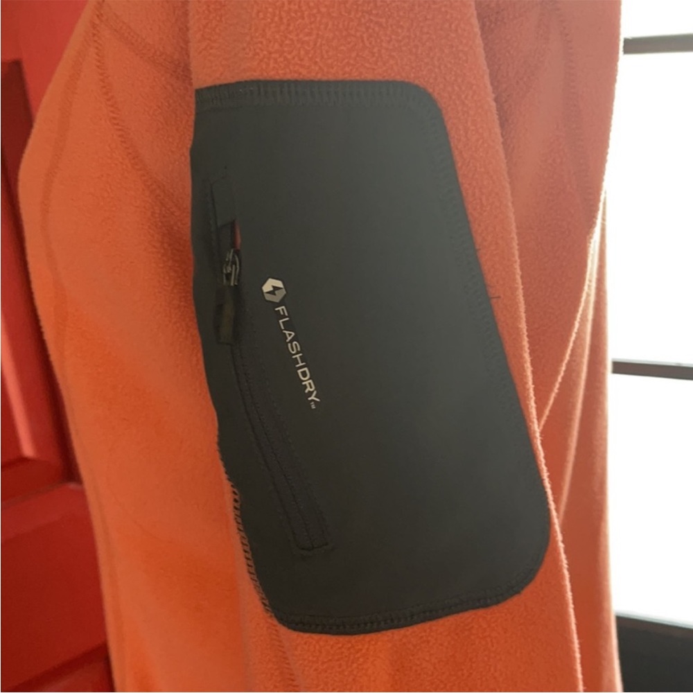 North Face Pull Over - image 3